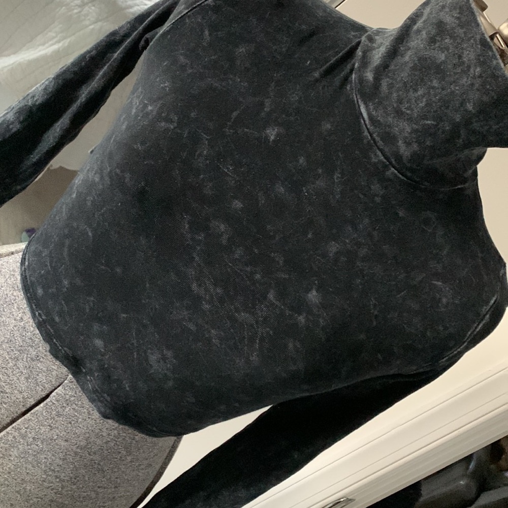 Crop top, mock turtleneck, Size SMALL, dark gray
